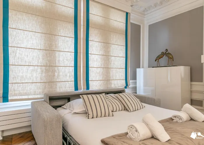 Mba - Luxury Berthier Proche Des Ternes Apartman Párizs