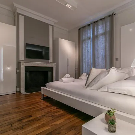 Apartment Mba - Luxury Berthier Proche Des Ternes