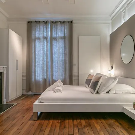 Mba - Luxury Berthier Proche Des Ternes דירה פריז