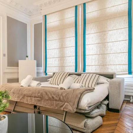 Mba - Luxury Berthier Proche Des Ternes *