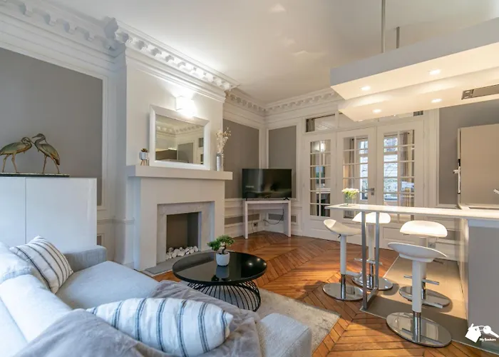 Mba - Luxury Berthier Proche Des Ternes * 파리